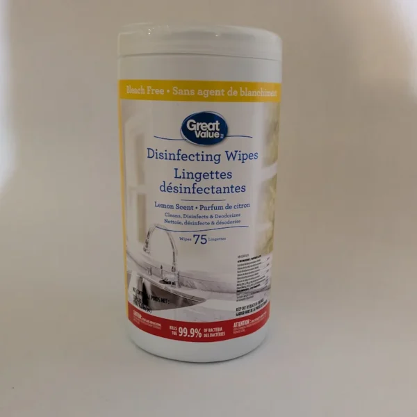 Un contenant de 75 lingettes désinfectantes Great Value pour le nettoyage des surfaces domestiques.